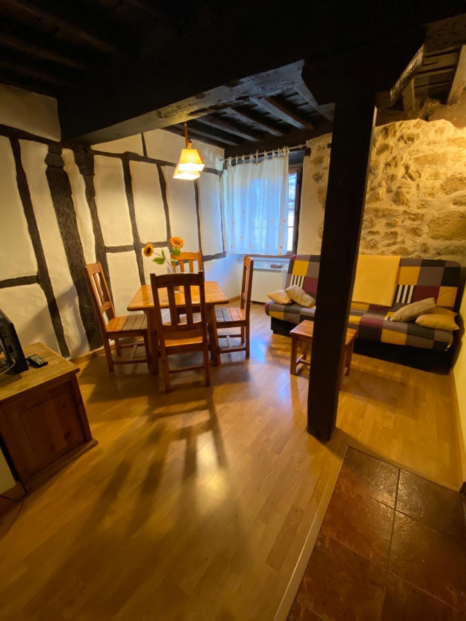 Apartamentos Rurales La Antigua Fonda Candelario Eksteriør bilde