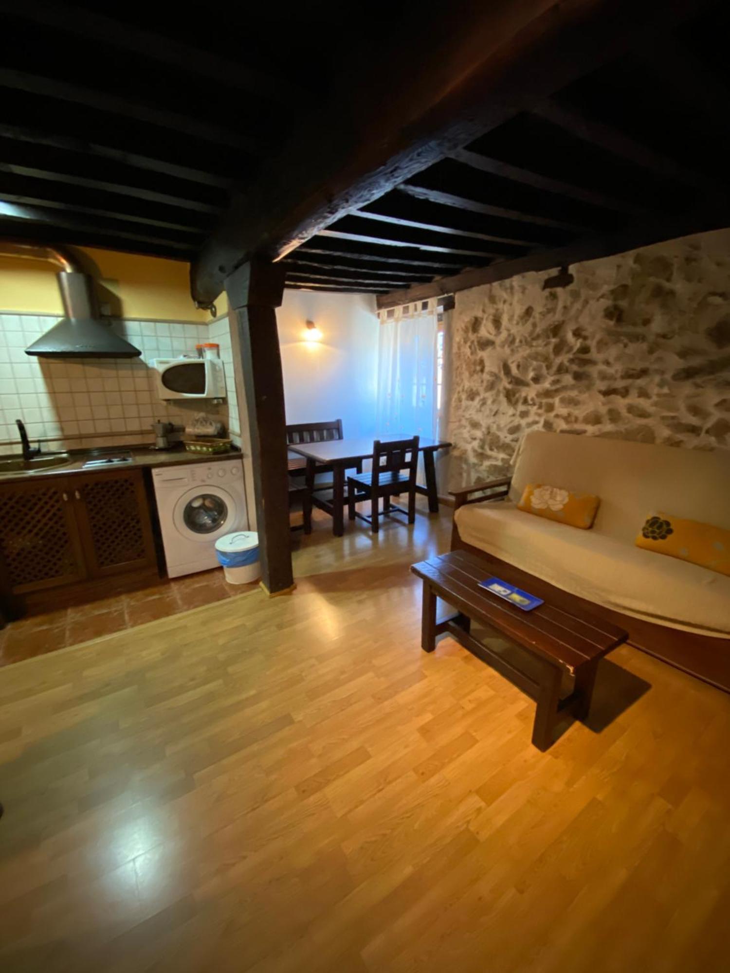 Apartamentos Rurales La Antigua Fonda Candelario Eksteriør bilde
